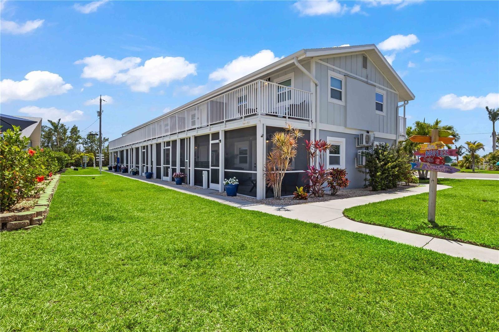 12 Hotel Rooms and 5 Boat Slips For Sale in Matlacha, FL $3,250,000 12 Hotel Rooms and 5 Boat Slips For Sale in Matlacha, FL $3,250,000