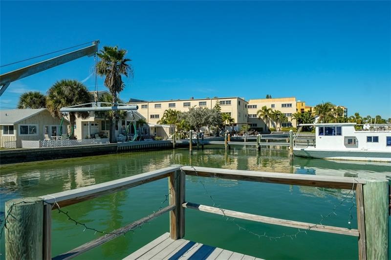 5 Room Waterfront Hotel with boat docks on Treasure Island ...